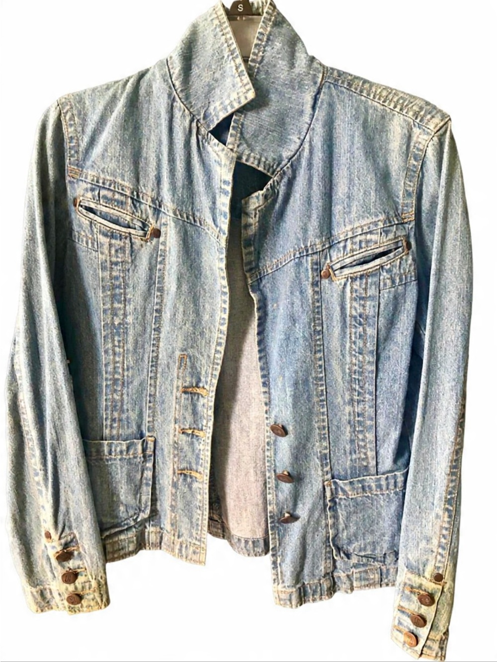 Vintage Genuine Bill Blass Denim Jacket. Hard to find. Ladies Sz small.